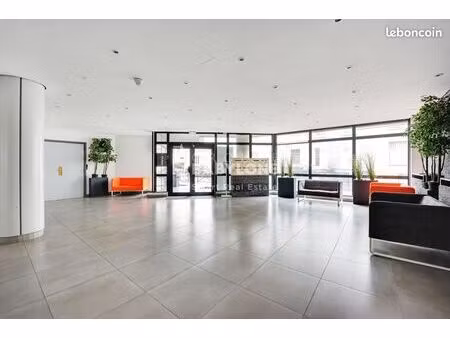 bureaux 198 m²