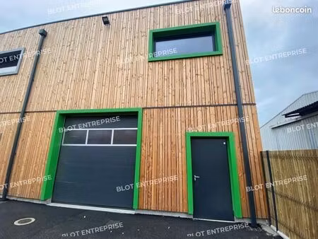 local d'activité 136 m²