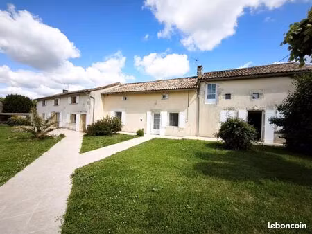 propriété 7 pièces 228 m²