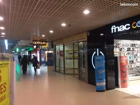 local 50 m²