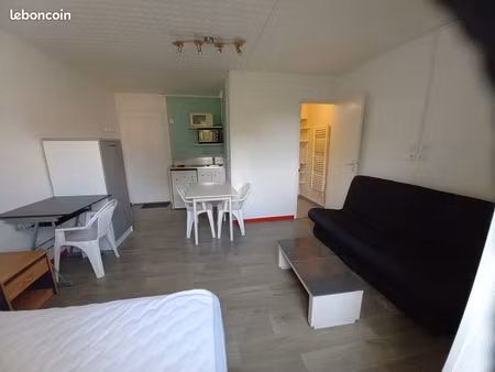 studio meuble proche chu et fac à 530 toutes charges comprises