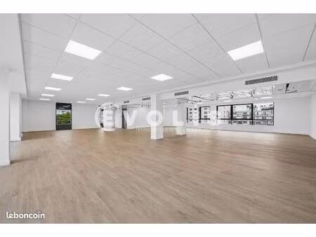 bureau 473 m²