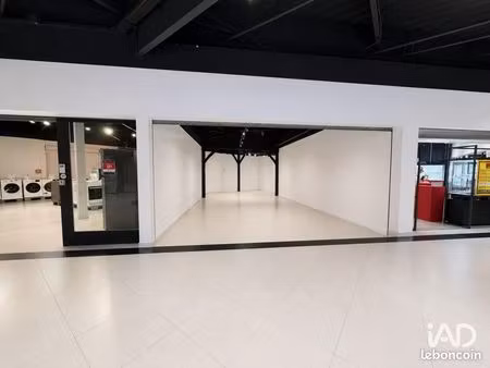 boutique 77 m² gujan-mestras