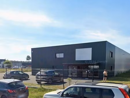 ◊ local commercial / artisanal avec vitrine sur axe très passant – gujan-mestras ◊