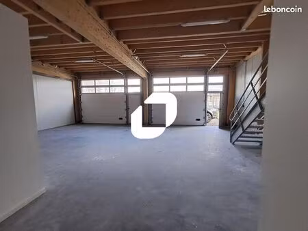 local d'activité 192 m²