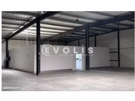local d'activité 500 m²