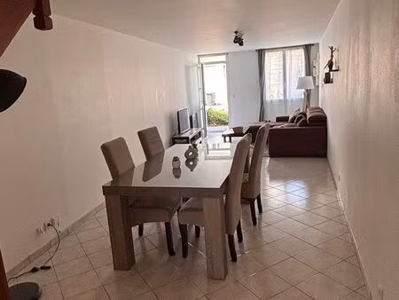 à louer maison meublée