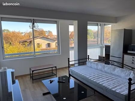 spacieux t1 de 32 m² tout équipé + parking privé – lanton / cassy (700 cc)