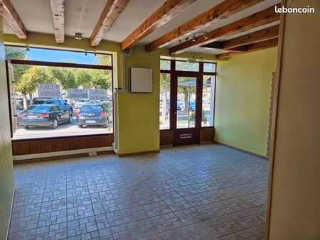 local commercial à louer