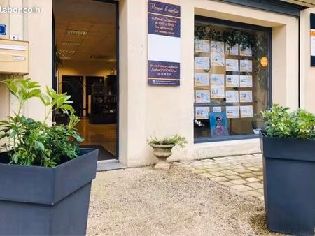 local commercial