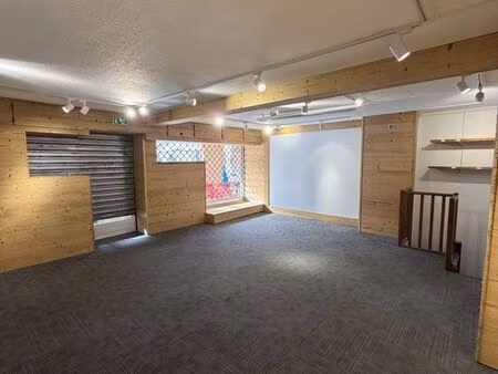 à vendre – local commercial tous commerces – station du sauze