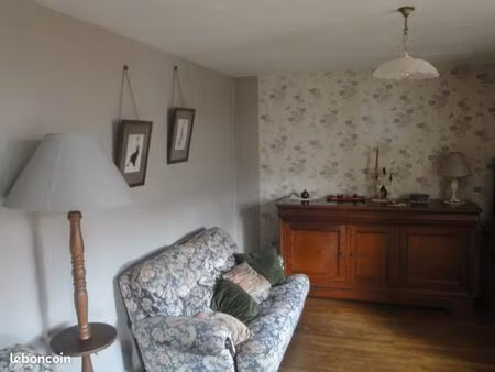 maison village 03410