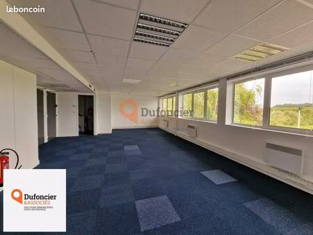 bureaux 159 m² chasseneuil du poitou
