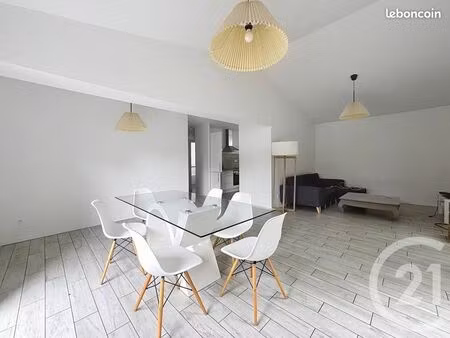 maison 4 pièces 102 m²