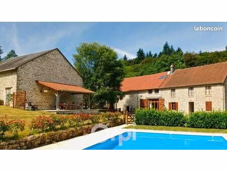 ferme 8 pièces 247 m²