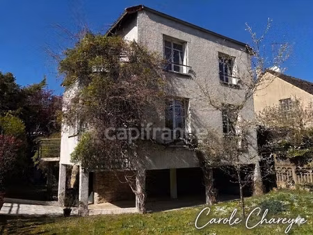 maison de luxe à vendre dans le quartier val fleury