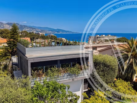 villa de luxe à vendre dans le quartier village-cros de caste-coupiere-mont gros