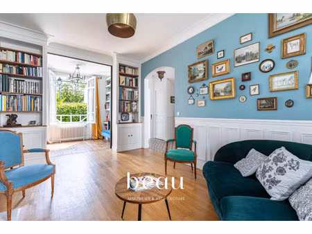 maison de luxe à vendre dans le quartier agent sarre-centre-les vallées-la garenne