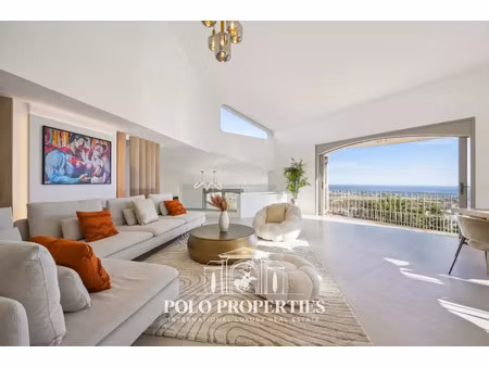 villa de luxe à vendre dans le quartier le roc fleuri-capitou (jeanne d'arc)