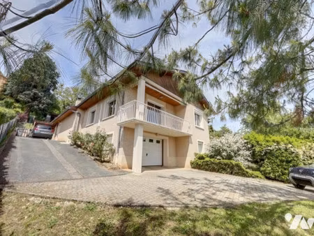 maison de luxe à vendre à poleymieux-au-mont-d'or