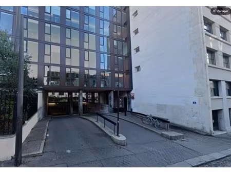 parking - chaussee d'antin-la fayette - trinite-d'estienne d'orves