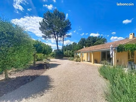 propriété 5 pièces 125 m²