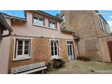 maison 3 pièces 92 m²