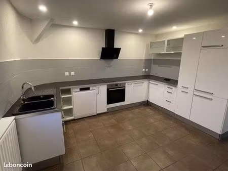 appartement t4 2ème et dernier étage 104m2