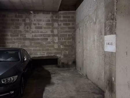 place de parking paris 11e