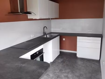 location maison 54m² à saint-georges des gardes
