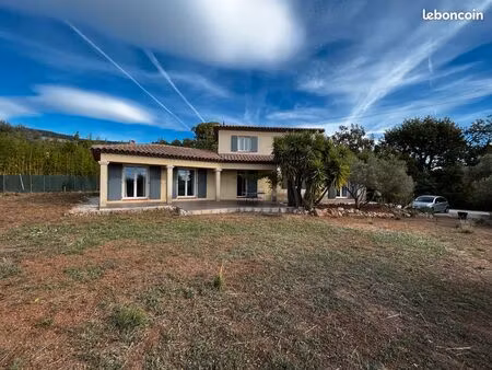 belle villa meublée  140 m2  grand garage  grand terrain