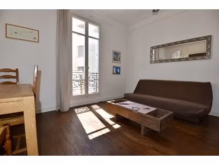 2 pièces plein centre ville (bail étudiant)