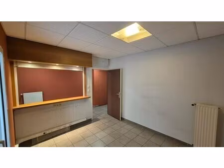 location bureaux 146 m²