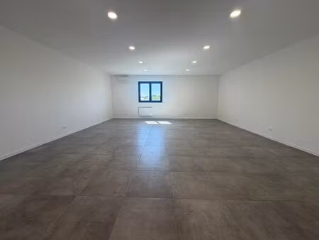 location bureaux 57 m²
