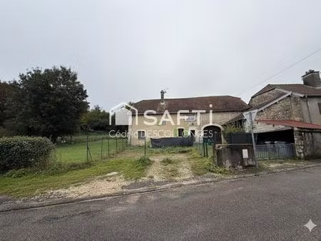 maison de village  idéal pour une vie à la campagne paisible