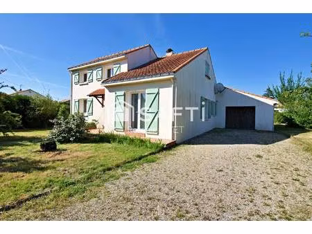 maison familiale 5 chambres et 1 bureau