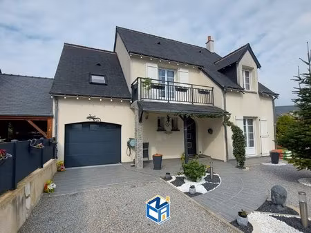 maison familiale 4 chambres avec garage et terrain 565m2