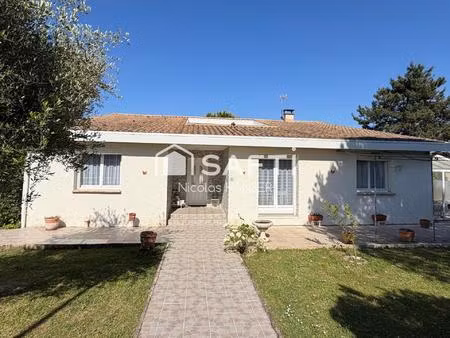maison idéalement située  proche commodités