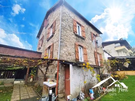 grande maison familiale de 150 m²  6 chambres  jardin et dépendance – au calme à ussel