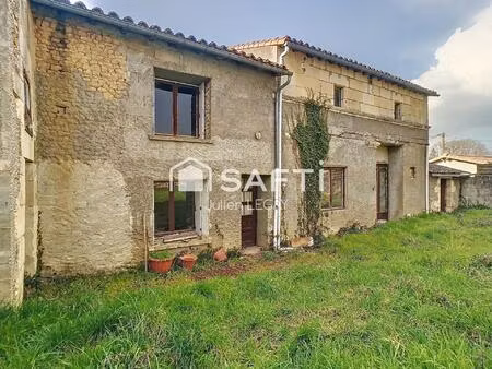 maison a renover avec beau potentiel  garage et jardin
