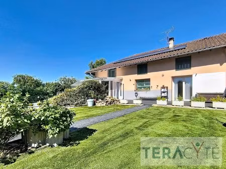 maison familiale avec grand terrain à viriat
