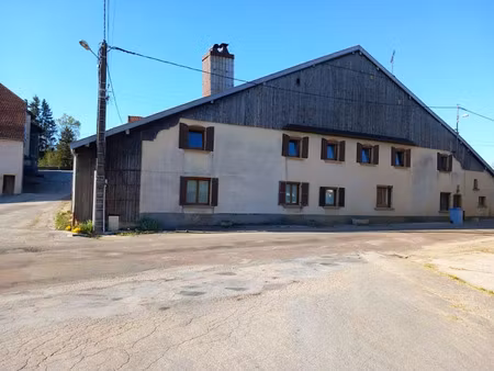 location appartement 2 pièces 65 m² à censeau (39250)  790 €