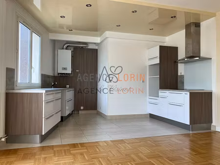 location appartement 3 pièces 74 m² à le vésinet (78110)  1 695 €