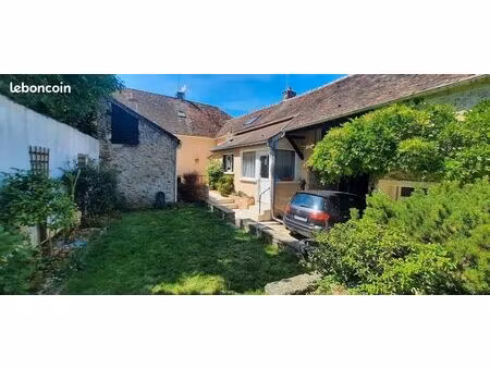 maison blandy les tours 127m²