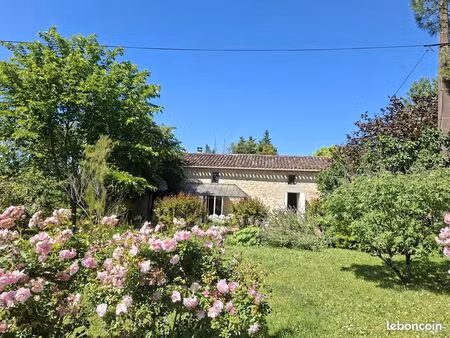 charmante maison de campagne en pierres