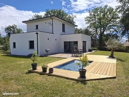 maison moderne champcevinel