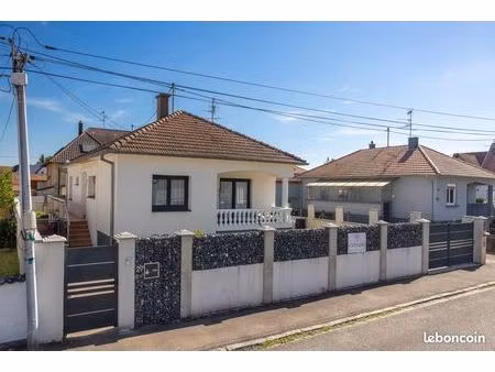 propriété 3 pièces 83 m²
