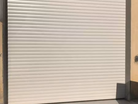box/atelier a louer