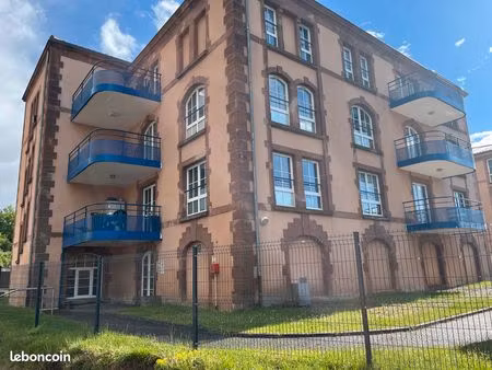 belle appartement à louer de 47m/carré  avec ascenseur  parking privatif  cave
