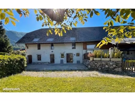 maison sur les hauteurs de vimines